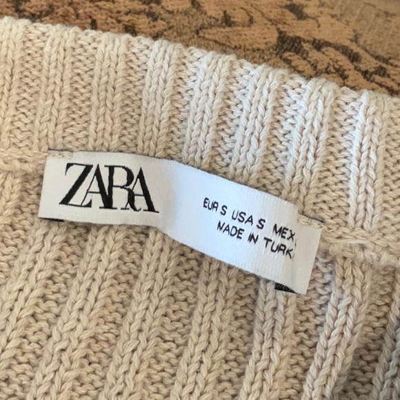 ZARA Ribbed Knit Vest - Picture 5 of 6